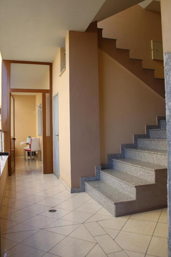Bledi'S Cozy Apartment In New Blvd Tiranë Ngoại thất bức ảnh